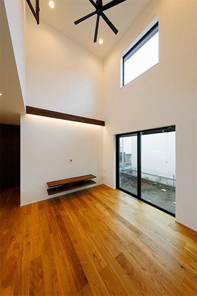 ワンズライフホームの吹き抜けのある家施工事例写真1